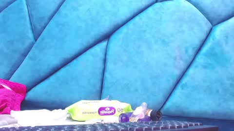 Snapshot of paris_squirtt chatting on January 2025 08:37:02 PM paris_squirtt online show from January 2025 08:37:02 PM