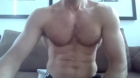 Snapshot of parisien75015 chatting on February 2025 06:43:02 AM Porn Actor 21cm Hetero online show from February 2025 06:43:02 AM