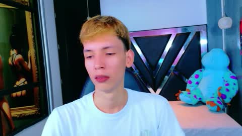 park_jimin1 online show from November 2025 12:05:02 PM