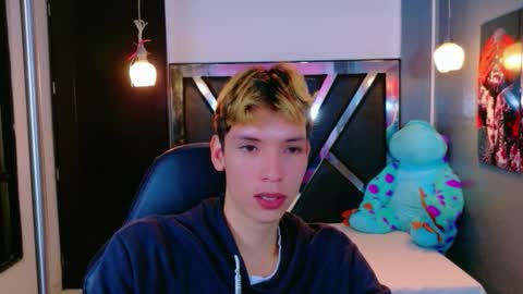 park_jimin1 online show from January 2026 12:31:01 PM