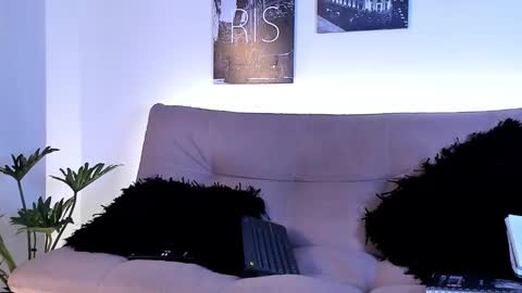 parker lavine online show from February 2025 02:51:02 AM