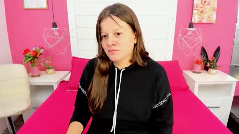 Snapshot of parker_mia02 chatting on November 2025 12:38:01 PM parker_mia02 online show from November 2025 12:38:01 PM