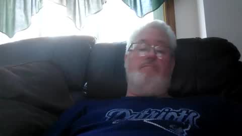 Snapshot of part86 chatting on January 2025 02:19:02 PM part86 online show from January 2025 02:19:02 PM