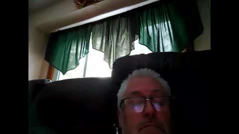 Snapshot of part86 chatting on February 2025 08:10:01 PM part86 online show from February 2025 08:10:01 PM