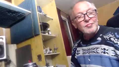 Snapshot of pascal88881 chatting on December 2024 03:10:02 AM pascal88881 online show from December 2024 03:10:02 AM