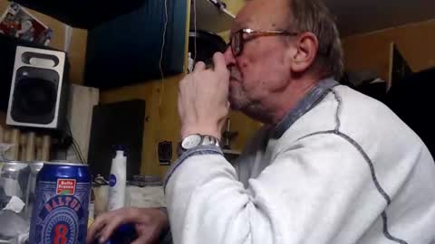 Snapshot of pascal88881 chatting on December 2024 10:26:01 PM pascal88881 online show from December 2024 10:26:01 PM