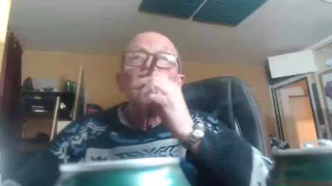 Snapshot of pascal88881 chatting on December 2024 06:57:01 PM pascal88881 online show from December 2024 06:57:01 PM