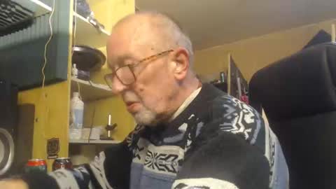 Snapshot of pascal88881 chatting on January 2025 07:40:01 PM pascal88881 online show from January 2025 07:40:01 PM