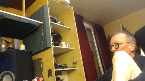 Snapshot of pascal88881 chatting on February 2025 02:54:02 PM pascal88881 online show from February 2025 02:54:02 PM