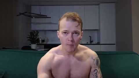 Pashka online show from November 2025 06:14:01 AM