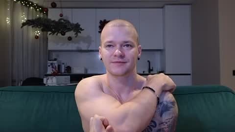 Pashka online show from December 2025 06:07:02 AM