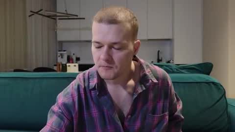 Pashka online show from February 2026 06:39:02 AM