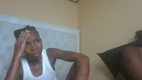 Snapshot of passion_amor1 chatting on November 2025 08:24:01 AM PassionAmor online show from November 2025 08:24:01 AM