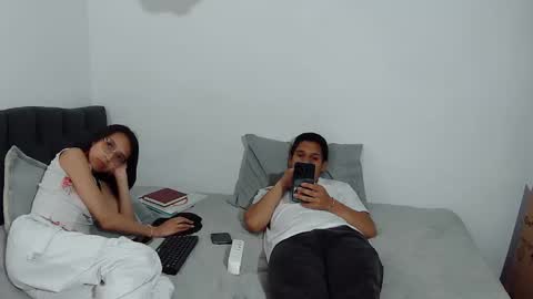 Katalleya and Steban online show from December 2025 07:40:02 PM