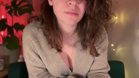 Call me Miss Alice Careful Passion Queen online show from February 2025 10:34:02 PM