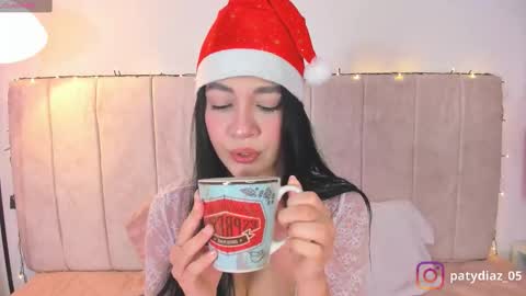 Paty online show from November 2025 09:41:02 PM