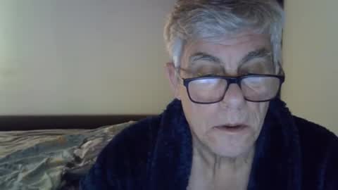 Snapshot of patrick5275 chatting on December 2024 08:20:02 PM patrick5275 online show from December 2024 08:20:02 PM