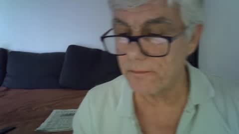 Snapshot of patrick5275 chatting on December 2024 02:57:01 PM patrick5275 online show from December 2024 02:57:01 PM