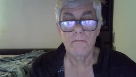 Snapshot of patrick5275 chatting on December 2024 09:44:01 PM patrick5275 online show from December 2024 09:44:01 PM