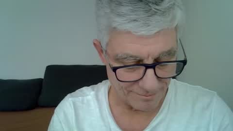 Snapshot of patrick5275 chatting on January 2025 03:12:02 PM patrick5275 online show from January 2025 03:12:02 PM
