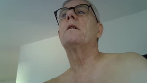 Snapshot of patrick5275 chatting on September 2025 07:02:01 AM patrick5275 online show from September 2025 07:02:01 AM