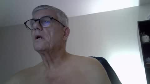 Snapshot of patrick5275 chatting on October 2025 05:24:01 AM patrick5275 online show from October 2025 05:24:01 AM