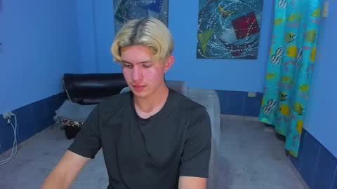 .... online show from November 2025 07:54:01 PM