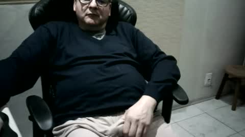 Snapshot of pattrom chatting on May 2026 11:12:02 PM Patrom online show from May 2026 11:12:02 PM