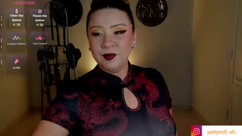 Snapshot of pattymilf_ofc chatting on July 2026 11:17:01 PM Patty online show from July 2026 11:17:01 PM