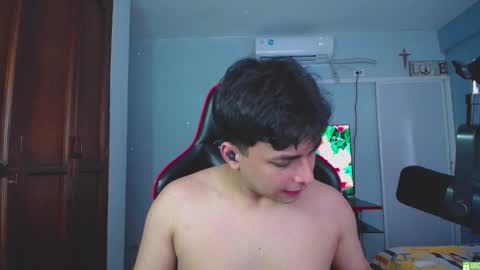 paul_crewe online show from December 2025 05:52:01 PM