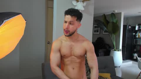 Paul online show from March 2026 03:33:01 PM