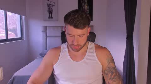 PAUL ROGER online show from February 2025 10:20:02 PM