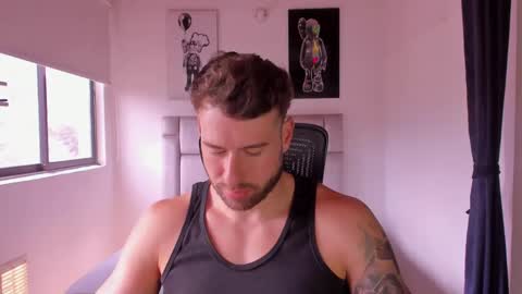 PAUL ROGER online show from February 2025 05:58:01 PM