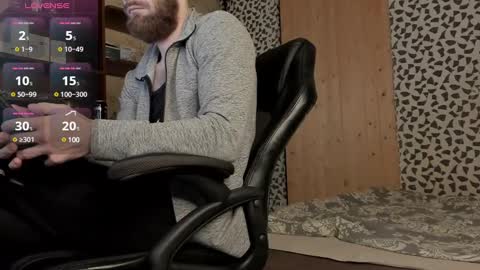 Snapshot of paul_rolex_ chatting on December 2024 05:10:02 PM Paul Rolex Jane online show from December 2024 05:10:02 PM