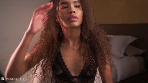 Paula online show from January 2025 11:19:02 PM