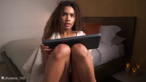 Paula online show from January 2025 04:01:01 AM