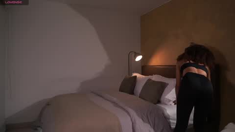 Paula online show from March 2025 08:55:01 PM