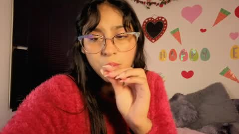 Paula  online show from April 2026 07:45:01 AM