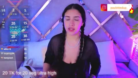 Snapshot of paulette_dupont_ chatting on December 2025 01:46:02 AM paulette_dupont_ online show from December 2025 01:46:02 AM