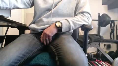 Snapshot of paulie120464 chatting on October 2025 11:44:02 AM paulie120464 online show from October 2025 11:44:02 AM