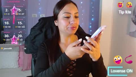 Snapshot of paulina_galvis2700 chatting on December 2025 04:16:01 PM paulina online show from December 2025 04:16:01 PM