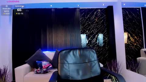 Paulina  online show from February 2026 11:50:02 AM