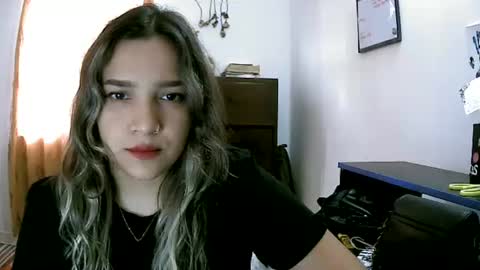 Snapshot of paulina_x_x chatting on June 2026 07:49:01 PM paulina_x_x online show from June 2026 07:49:01 PM