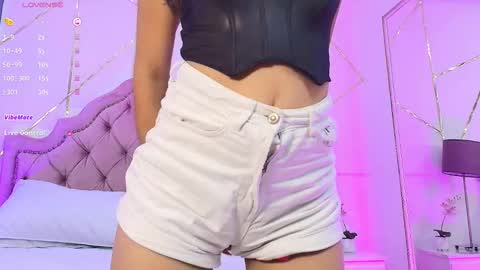 Snapshot of paulinabelle chatting on March 2025 03:27:01 PM Paulina Belle online show from March 2025 03:27:01 PM