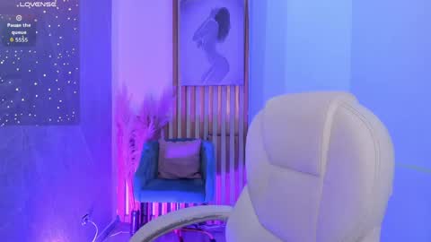 Paulina Belle online show from May 2026 05:55:02 PM