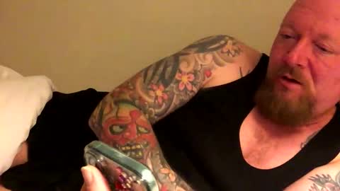 Snapshot of paulyb445 chatting on October 2025 03:42:02 AM paulyb445 online show from October 2025 03:42:02 AM