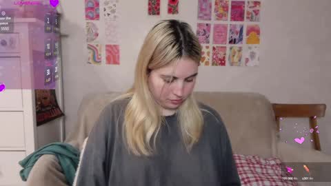 Allisses online show from January 2025 07:49:02 PM