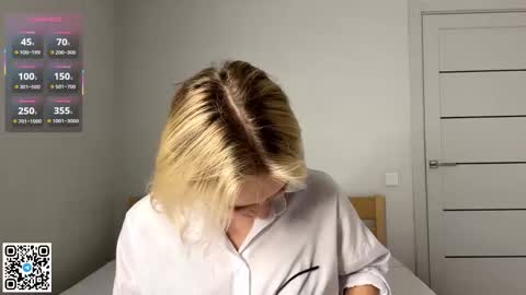 Lola online show from November 2025 02:38:02 PM