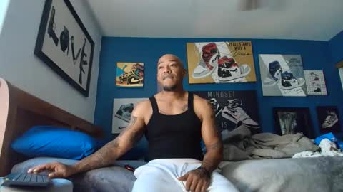 Snapshot of pcuddy3 chatting on November 2025 05:13:01 PM Phenomenal online show from November 2025 05:13:01 PM