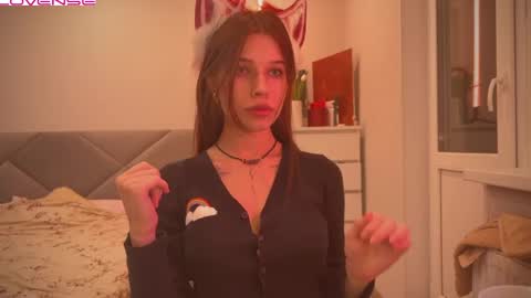 Snapshot of peaceful_oblivion chatting on February 2025 08:22:01 PM Sandra Next Stream pm MSK 5 pm UTC1pm EDT online show from February 2025 08:22:01 PM